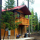 Tamarack Lodge & Cabins - Cabins Near Glacier