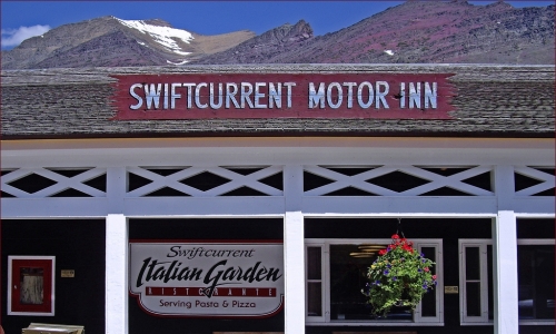 Swiftcurrent Inn
