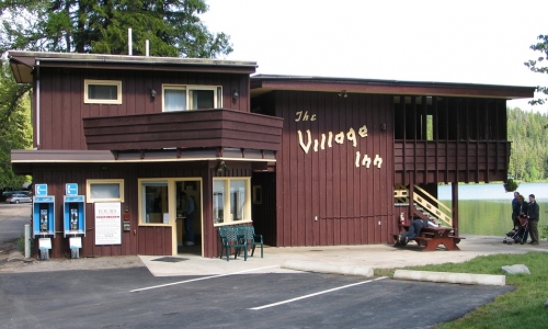 Apgar Village Inn