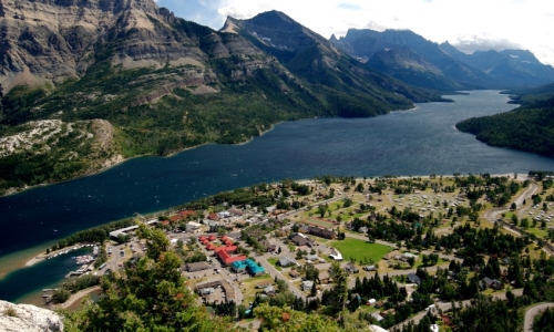 Waterton Lakes Village Lodging
