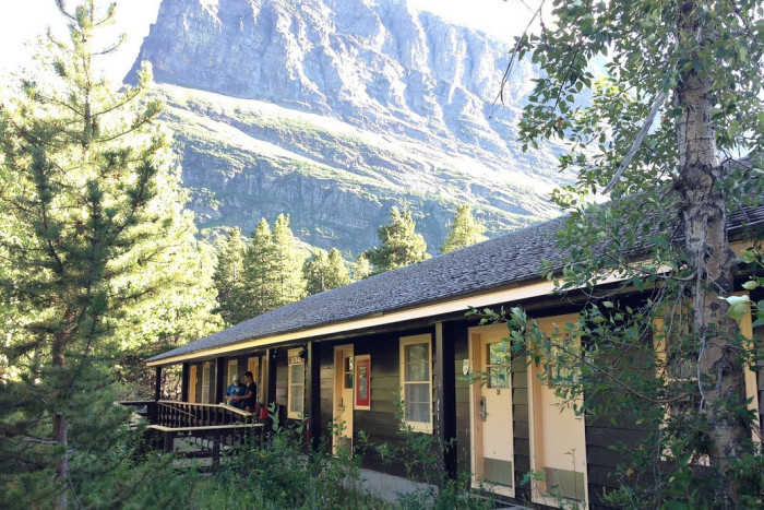 Swiftcurrent Motor Inn & Cabins / Xanterra — , 