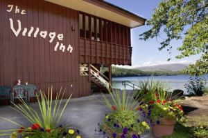 Village Inn at Apgar