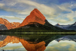 Scenic Boat Tours in Glacier | Courtesy of OBP